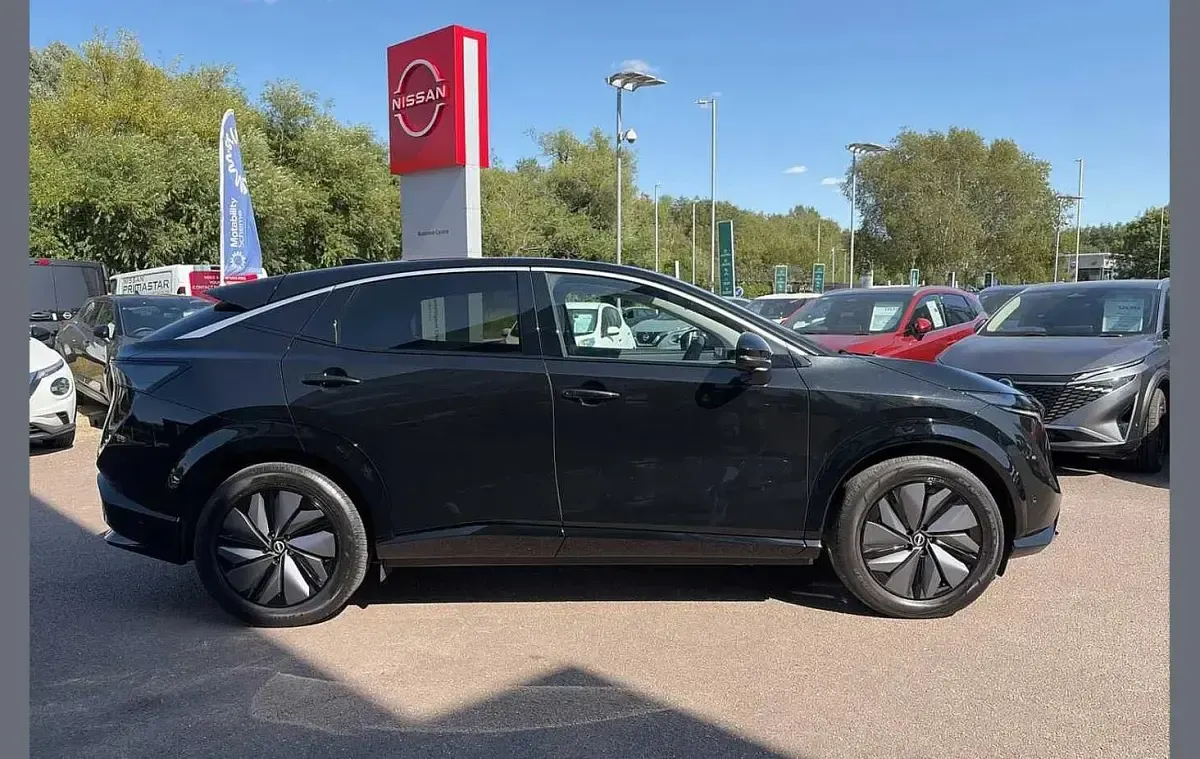 Used Nissan Ariya Evolve 175 kW (239 HP) 2025 Black SUV