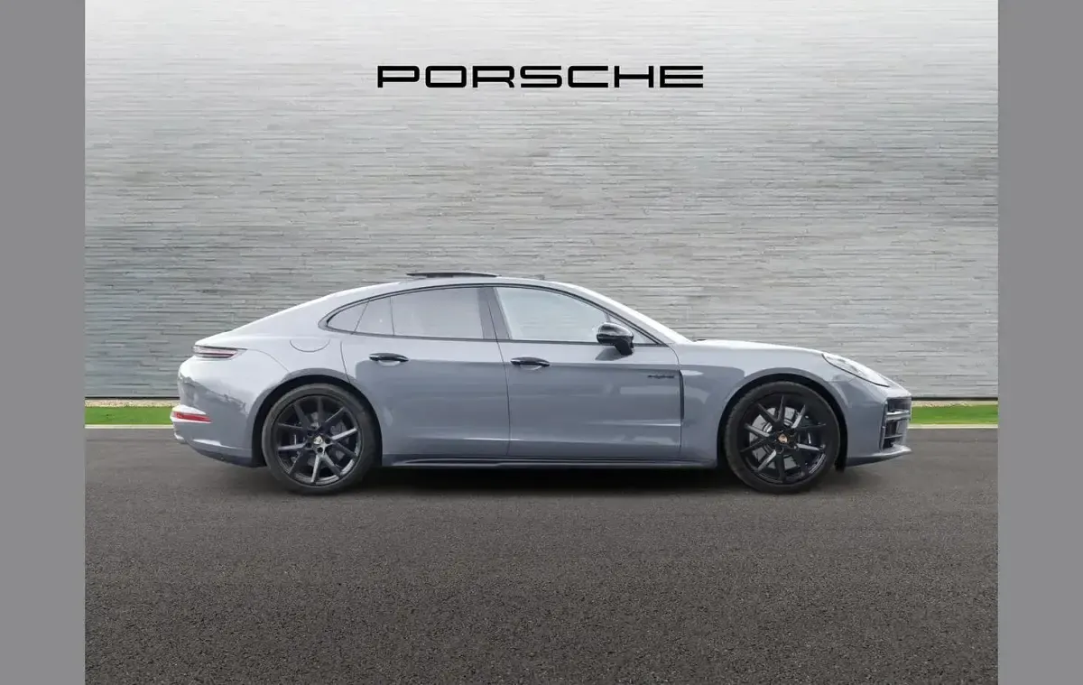 Used Porsche Panamera 536 HP (394 kW) 2025 Grey Hatchback
