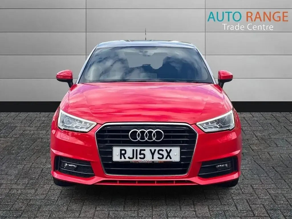 Usado Audi A1 Sportback S-Line 116 CV (85 kW) 2015 Rojo Utilitario