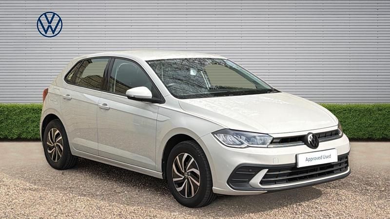 Used VW Polo Life 80 HP (58 kW) 2023 Grey Hatchback