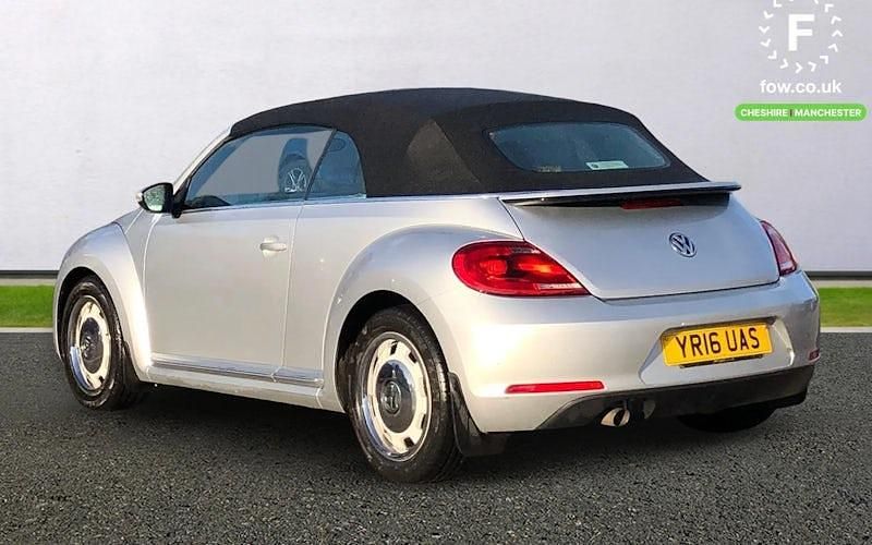 Usado VW Beetle Cabriolet Design 110 CV (80 kW) 2016 Descapotable