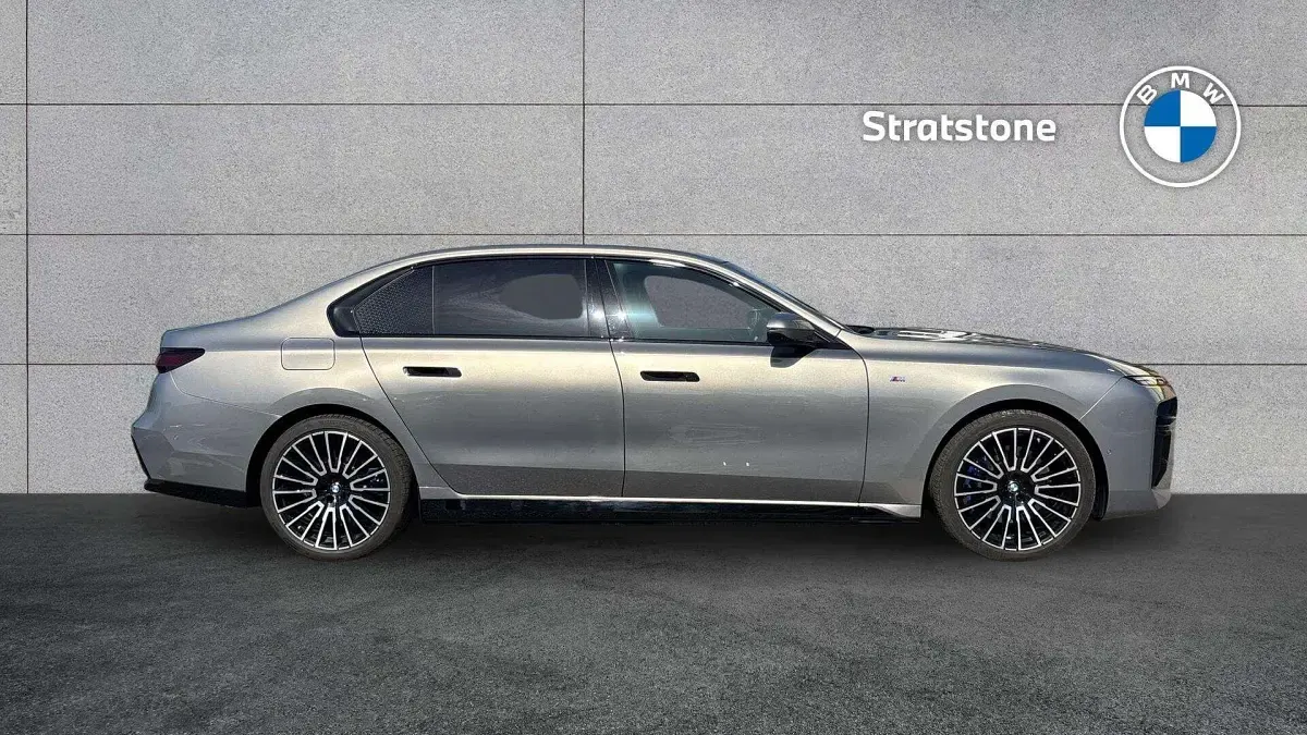 Used BMW 750e M Sport 482 HP (354 kW) 2025 Grey Sedan