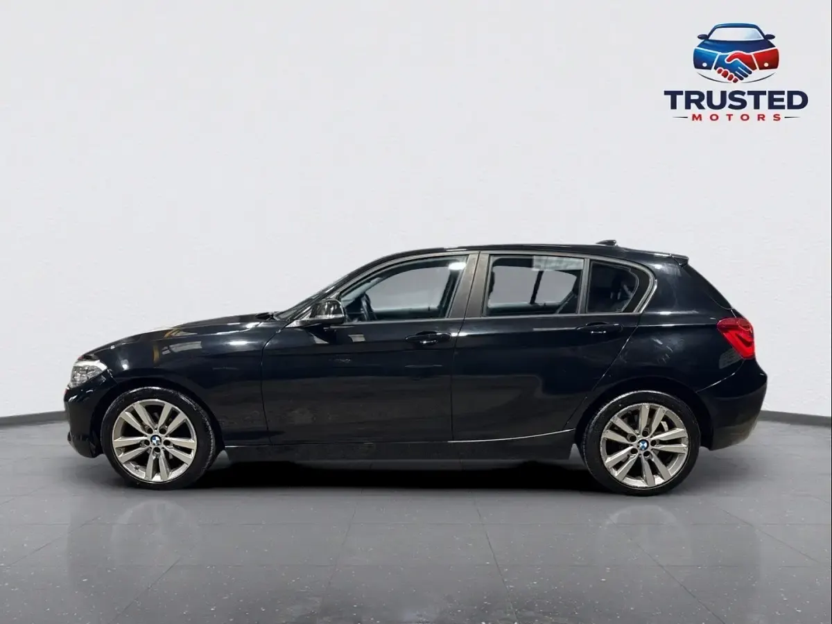 Used BMW 118 Sport Line 2017 Black Hatchback