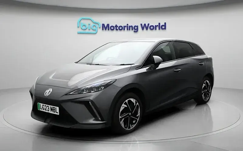 Used MG MG4 EV Trophy 150 kW (204 HP) 2025 Hatchback