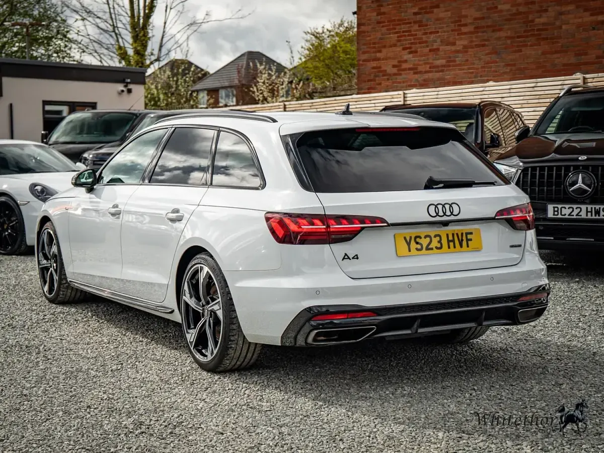 Used Audi A4 Black Edition 190 HP (139 kW) 2023 White Estate