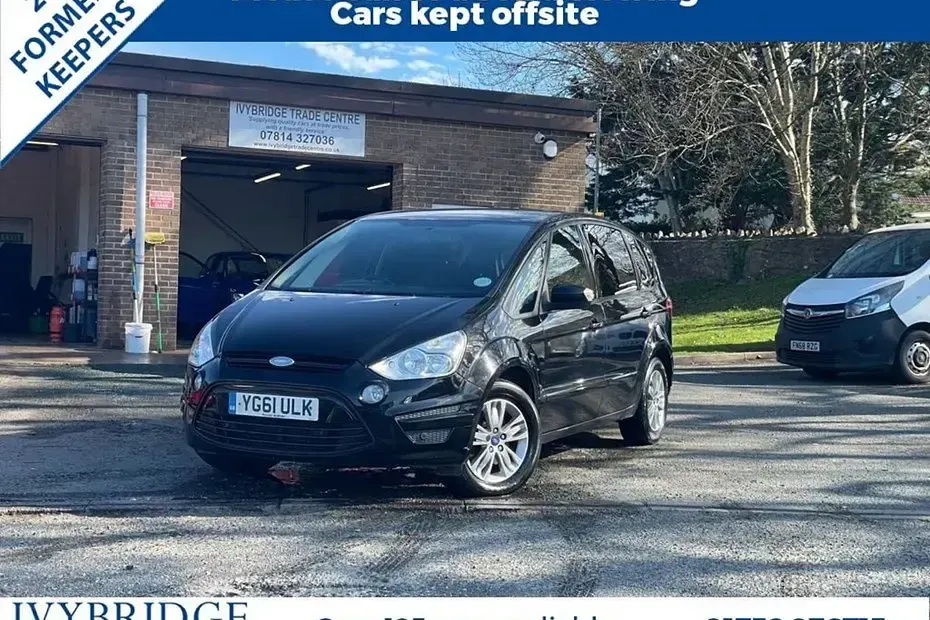 Begagnad Ford S-MAX Zetec 115 HK (84 kW) 2011 Svart Minibuss