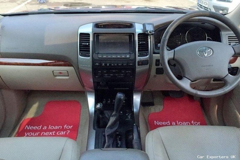 Used Toyota Land Cruiser 161 HP (118 kW) 2003 SUV