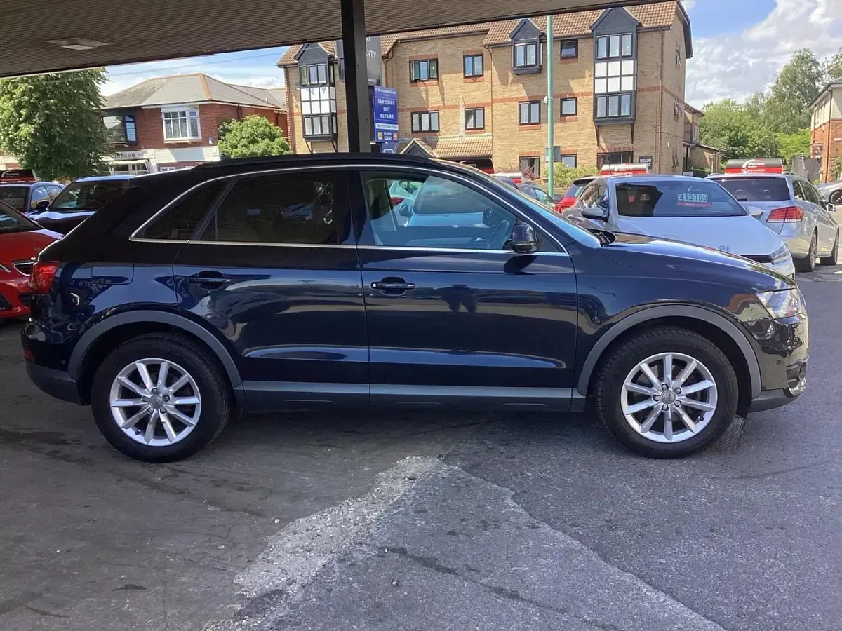 Used Audi Q3 Comfort 2014 Blue SUV