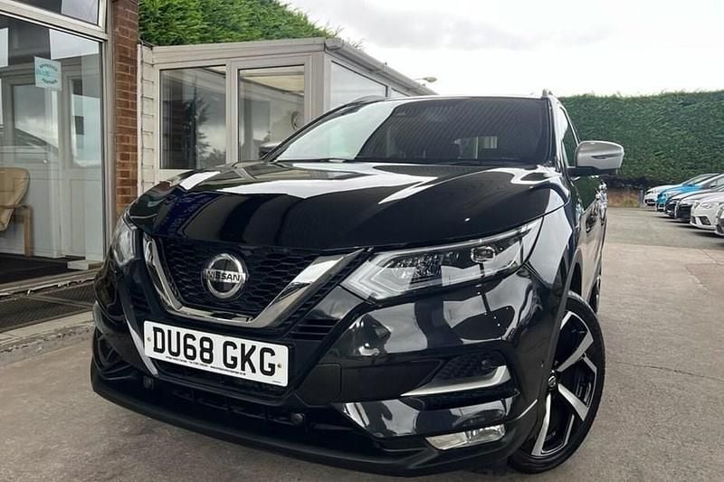Black Used 2018 Nissan Qashqai S SUV | £12,495 (Fair price) - Image 1/1