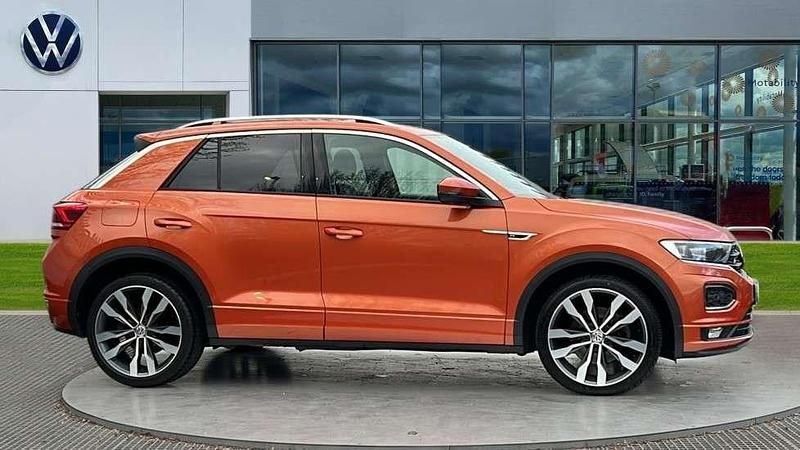 Used VW T-Roc R-line 150 HP (110 kW) 2020 Orange SUV