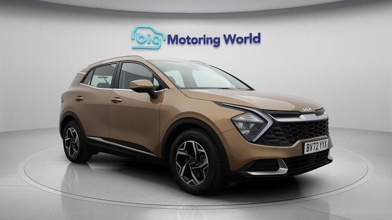 Bronze Used 2022 Kia Sportage SUV | £18,300 (Fair price) - Image 1/4