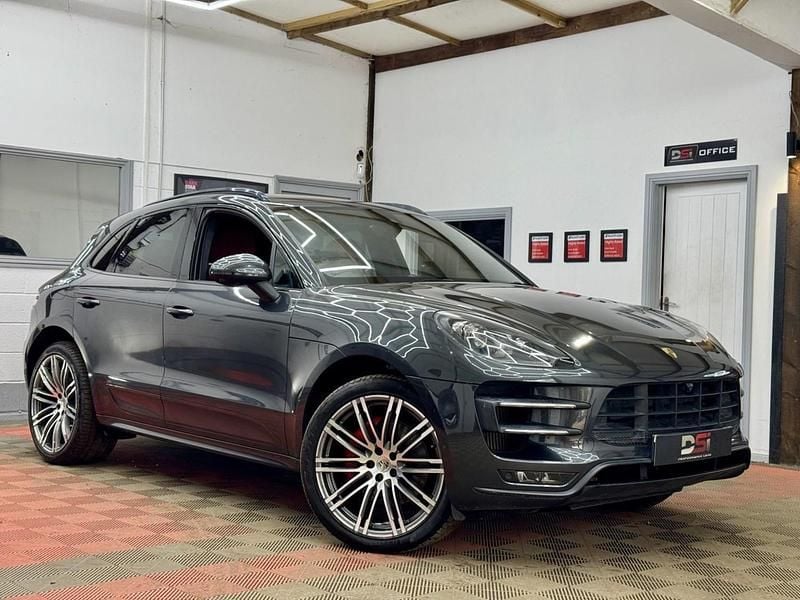 Used Porsche Macan Turbo 400 HP (294 kW) 2016 Grey SUV