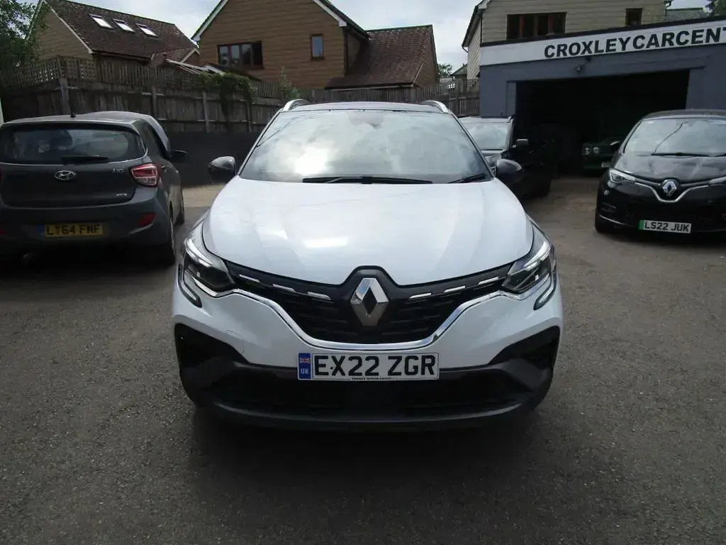 Used Renault Captur RS Line 145 HP (106 kW) 2022 White SUV