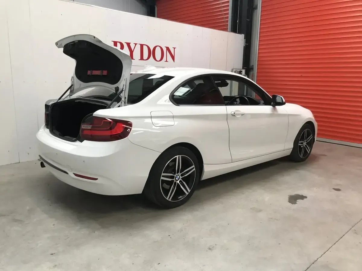Used BMW 218 Sport Line 2015 White Coupe