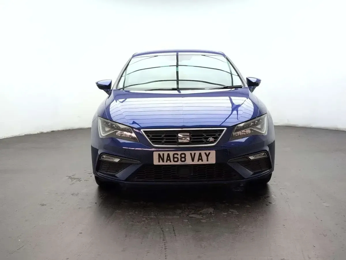 Used Seat Leon FR 125 HP (91 kW) 2018 Blue Hatchback