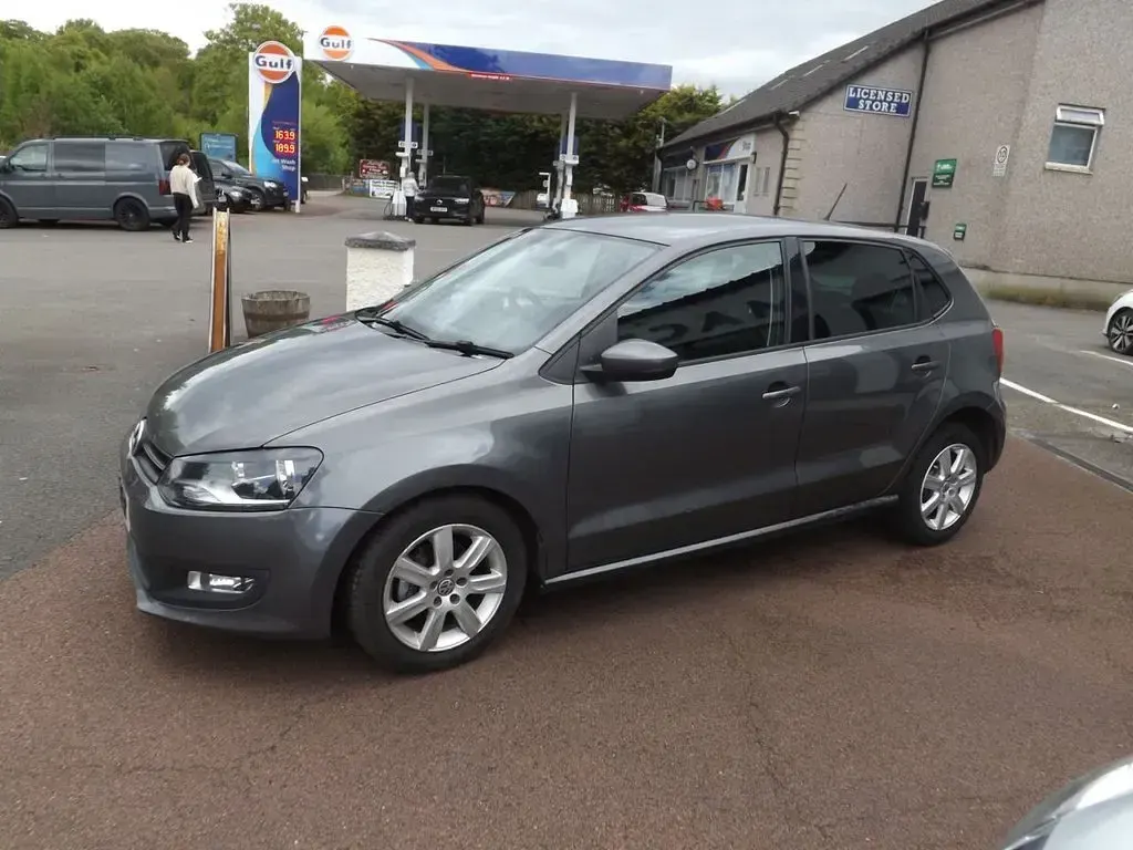 Used VW Polo Match 60 HP (44 kW) 2011 Grey Hatchback