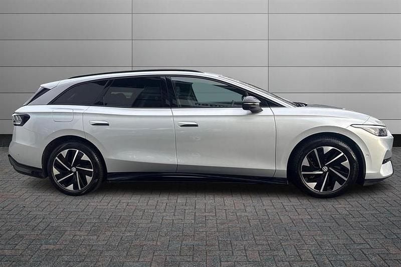 Used VW ID.7 Pro 210 kW (286 HP) 2025 Silver Hatchback