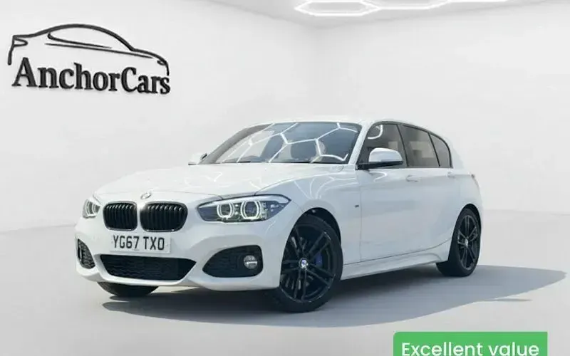 Usado BMW 118 Efficient Dynamics 150 HP (110 kW) 2019 Citadino
