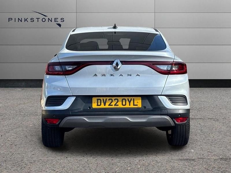 Begagnad Renault Arkana Version S 2022 Vit SUV