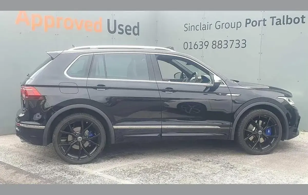 Used VW Tiguan R 320 HP (235 kW) 2023 Black SUV