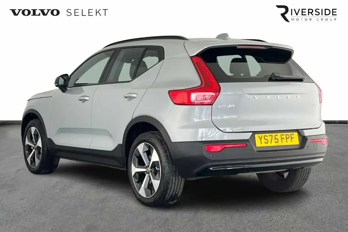 Used Volvo XC40 Plus 163 HP (119 kW) 2026 Vapour grey SUV