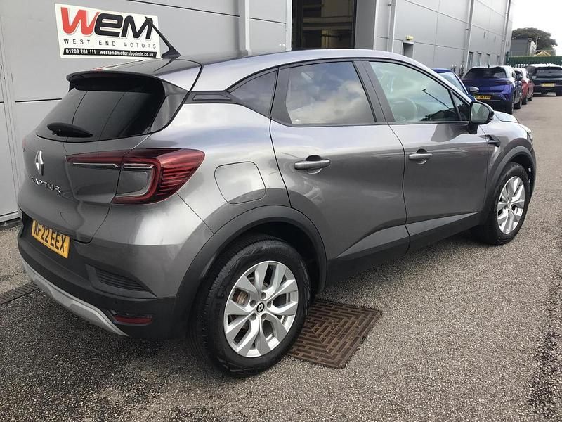 Used Renault Captur Iconic 89 HP (65 kW) 2022 Grey SUV