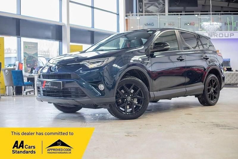 Used Toyota RAV4 Hybrid 2018 SUV