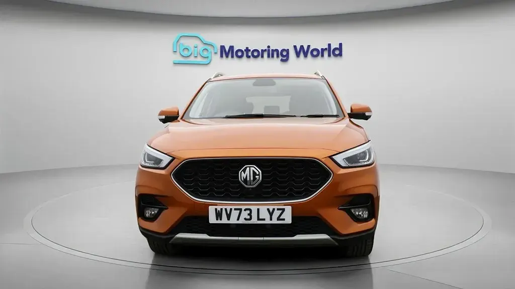 Usado MG ZS 2023 Laranja SUV