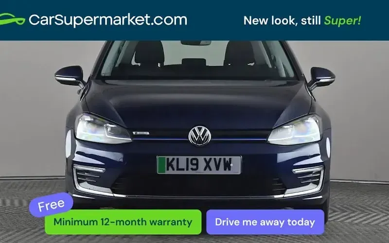 Begagnad VW e-Golf 99 kW (135 HK) 2019 Blå Halvkombi