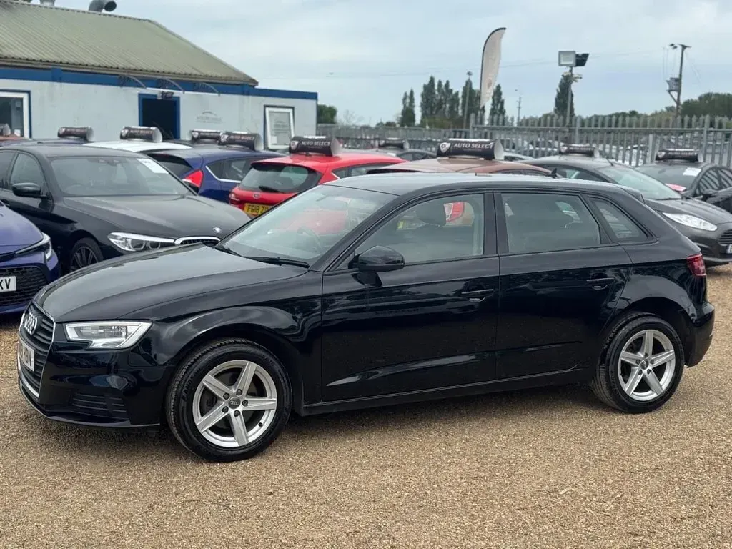 Used Audi A3 Sportback Design 2019 Black Hatchback