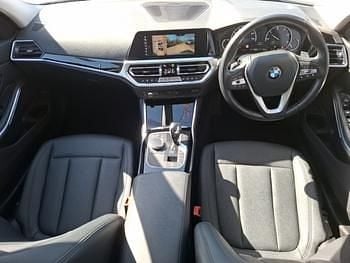 Used BMW 320 Comfort Edition 190 HP (139 kW) 2019 White Sedan