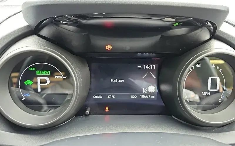 Used Toyota Yaris Design 116 HP (85 kW) 2023 Grey Hatchback