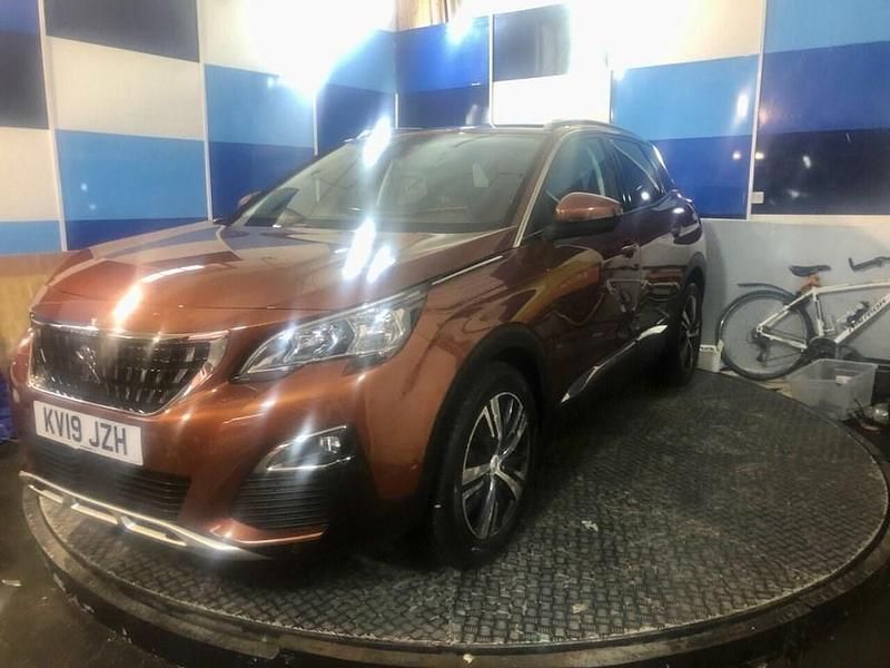 Bronze Used 2019 Peugeot 3008 Allure Hatchback | £9,995 (Good price) - Image 1/4