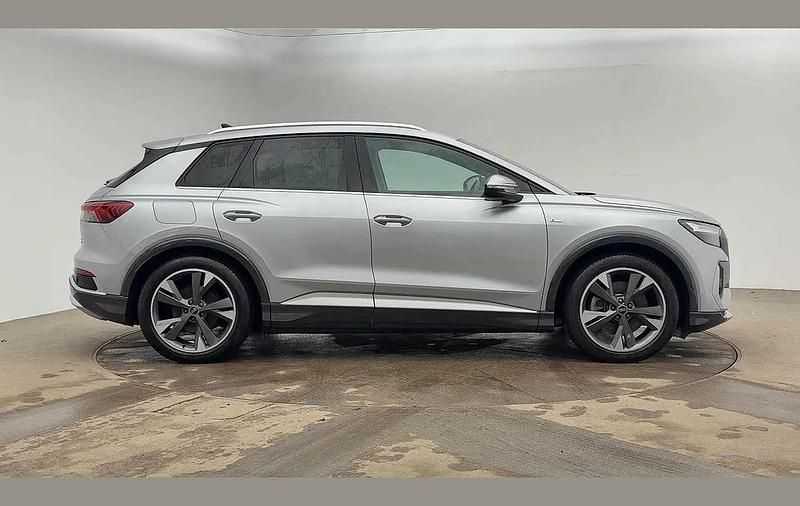 Used Audi Q4 e-tron S-Line 219 kW (299 HP) 2022 Silver SUV