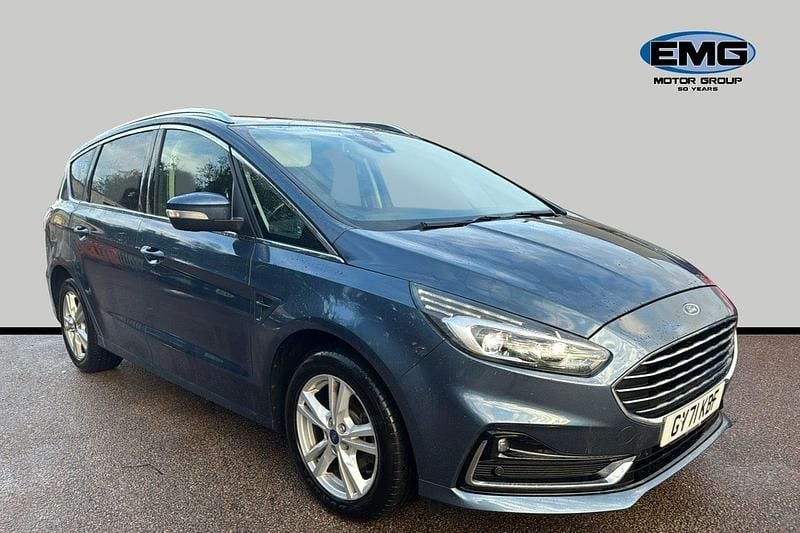 Used Ford S-MAX Titanium 190 HP (139 kW) 2022 Blue MPV