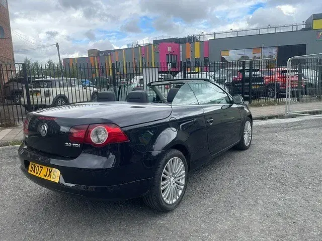 Used VW Eos Sportline 140 HP (102 kW) 2007 Black Cabriolet