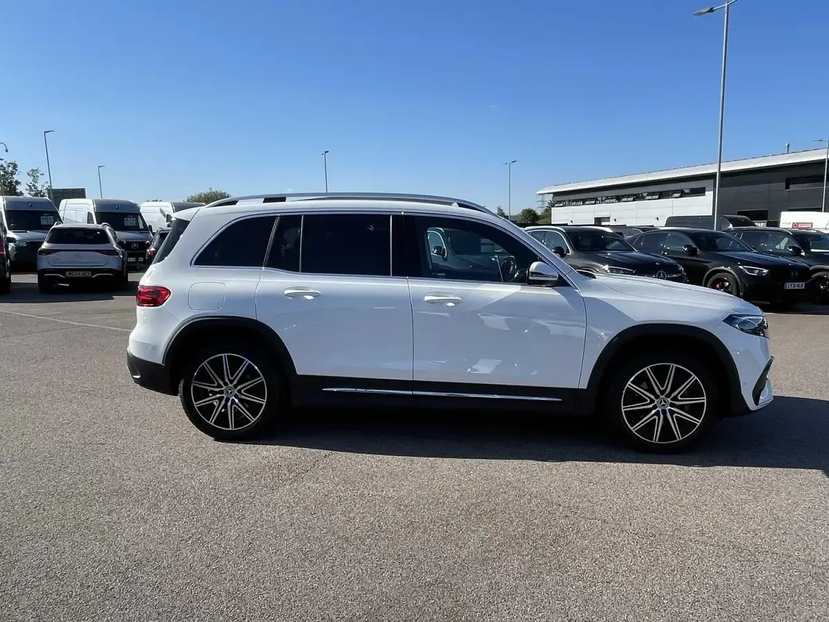 Used Mercedes EQB350 Executive 214 kW (292 HP) 2024 White SUV