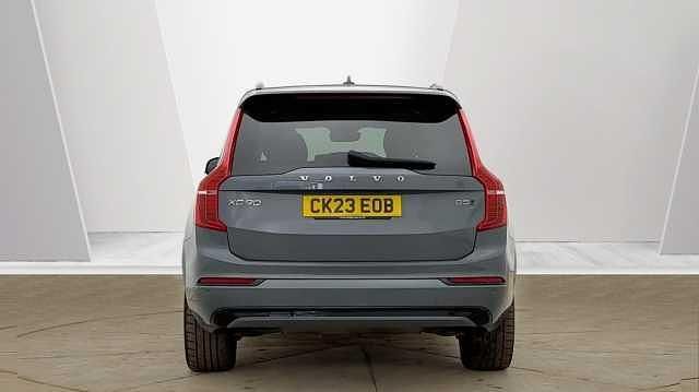 Used Volvo XC90 Plus 247 HP (181 kW) 2023 SUV