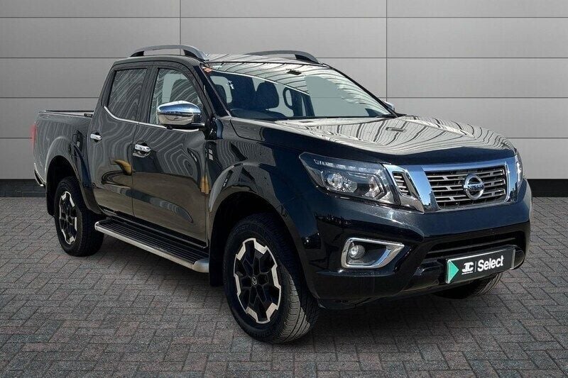 Black Used 2020 Nissan Navara Tekna Pickup | £16,350 (Super price) - Image 1/4