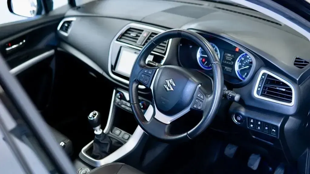 Używany Suzuki SX4 SZ5 140 KM (102 kW) 2018 Czarny SUV