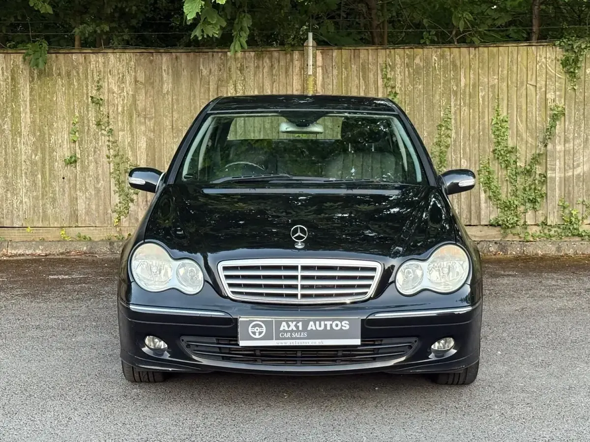 Used Mercedes C180 Elegance 2006 Black Sedan