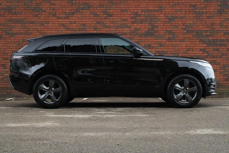 Used Land Rover Range Rover Velar R-Dynamic 204 HP (150 kW) 2021 Black SUV
