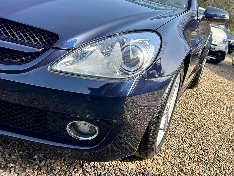 Used Mercedes SLK200 184 HP (135 kW) 2010 Blue Cabriolet