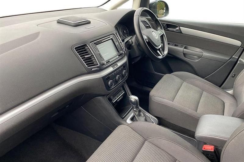 Used VW Sharan SE 150 HP (110 kW) 2021 Black MPV