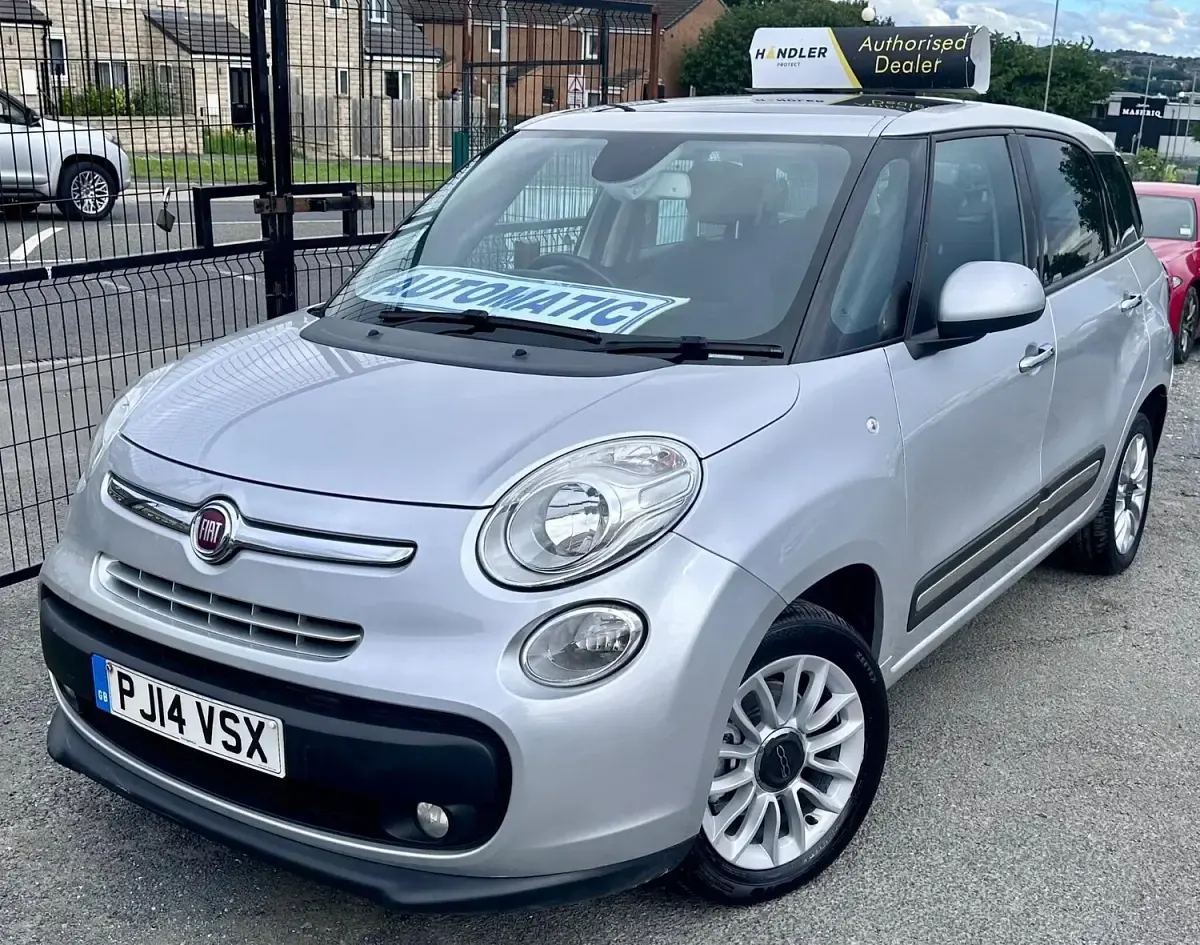 Used Fiat 500L Lounge 85 HP (62 kW) 2014 Silver MPV