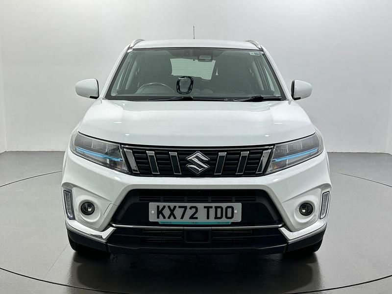 Used Suzuki Vitara SZ-T 129 HP (94 kW) 2022 White Hatchback