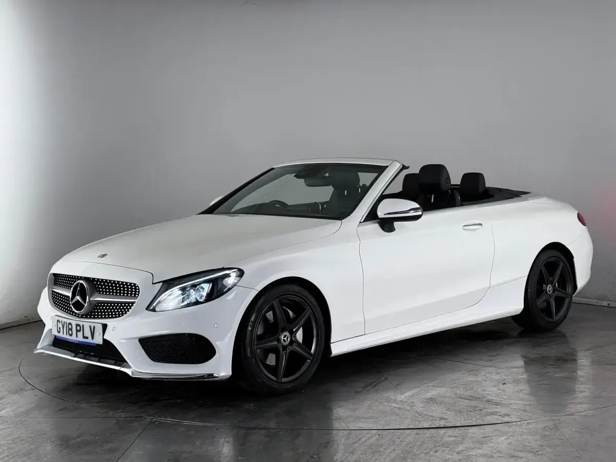Second-hand Mercedes C220 AMG line 2018 Alb Cabrio