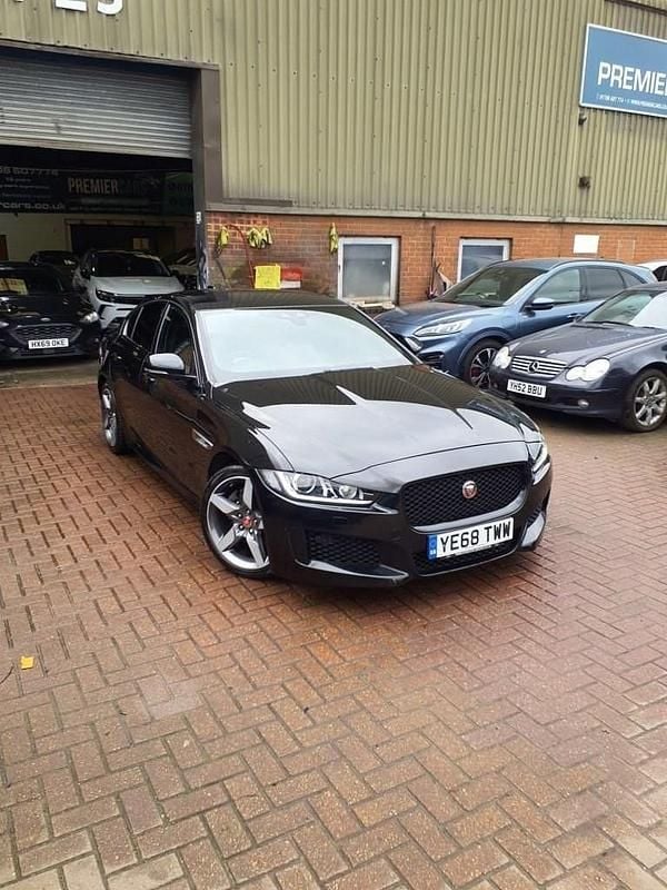 Used Jaguar XE R-Sport 180 HP (132 kW) 2018 Black Sedan