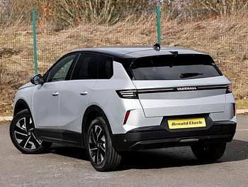 New Vauxhall Grandland X Ultimate 145 HP (106 kW) 2026 Two coat metallic  crystal silver SUV