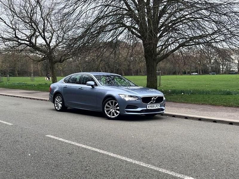 Used Volvo S90 Momentum 190 HP (139 kW) 2018 Blue Sedan